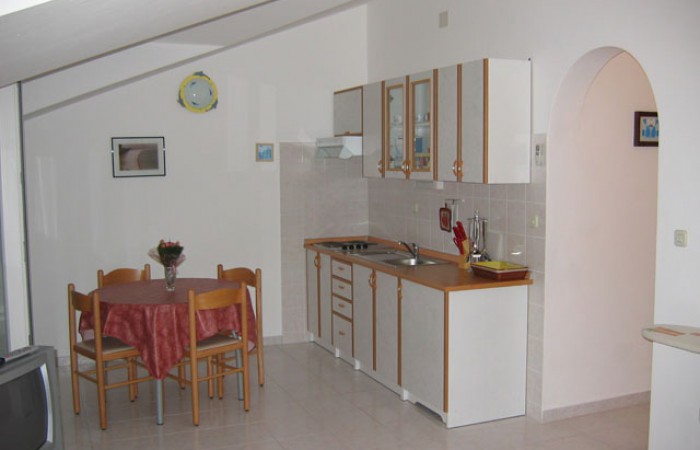 Apartments Borovina: A3 