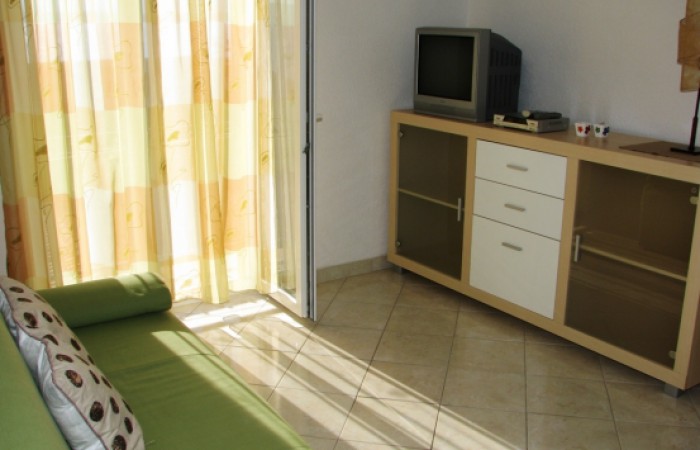 Apartmani Di - Paloc: Green apartment A2+2 